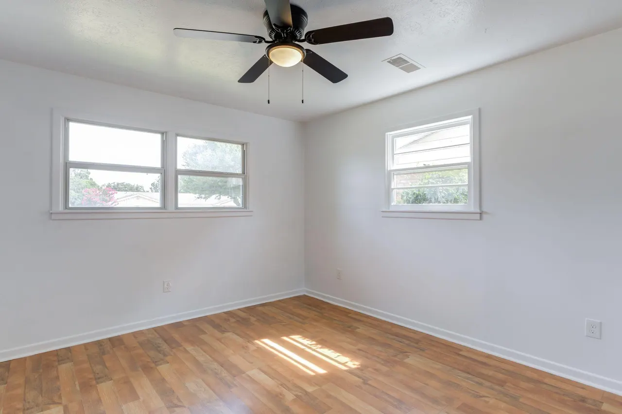 Photo 21 — 2123 53rd Street, Lubbock, TX 79412