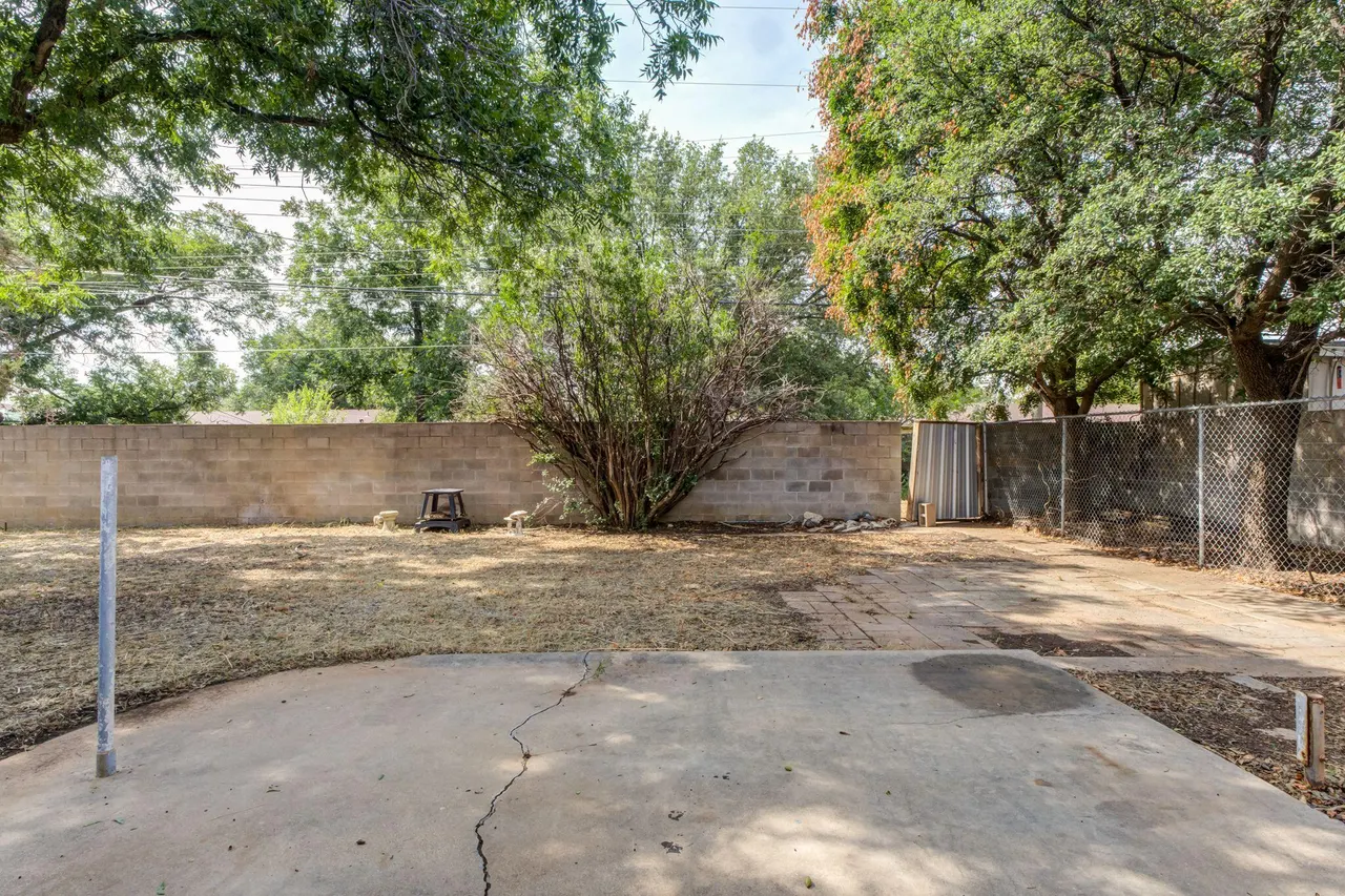 Photo 27 — 2123 53rd Street, Lubbock, TX 79412