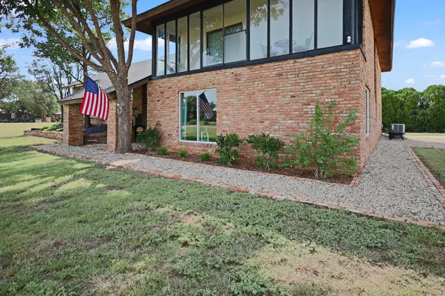 Photo 3 — 3414  Manioca Road, Lubbock, TX 79403