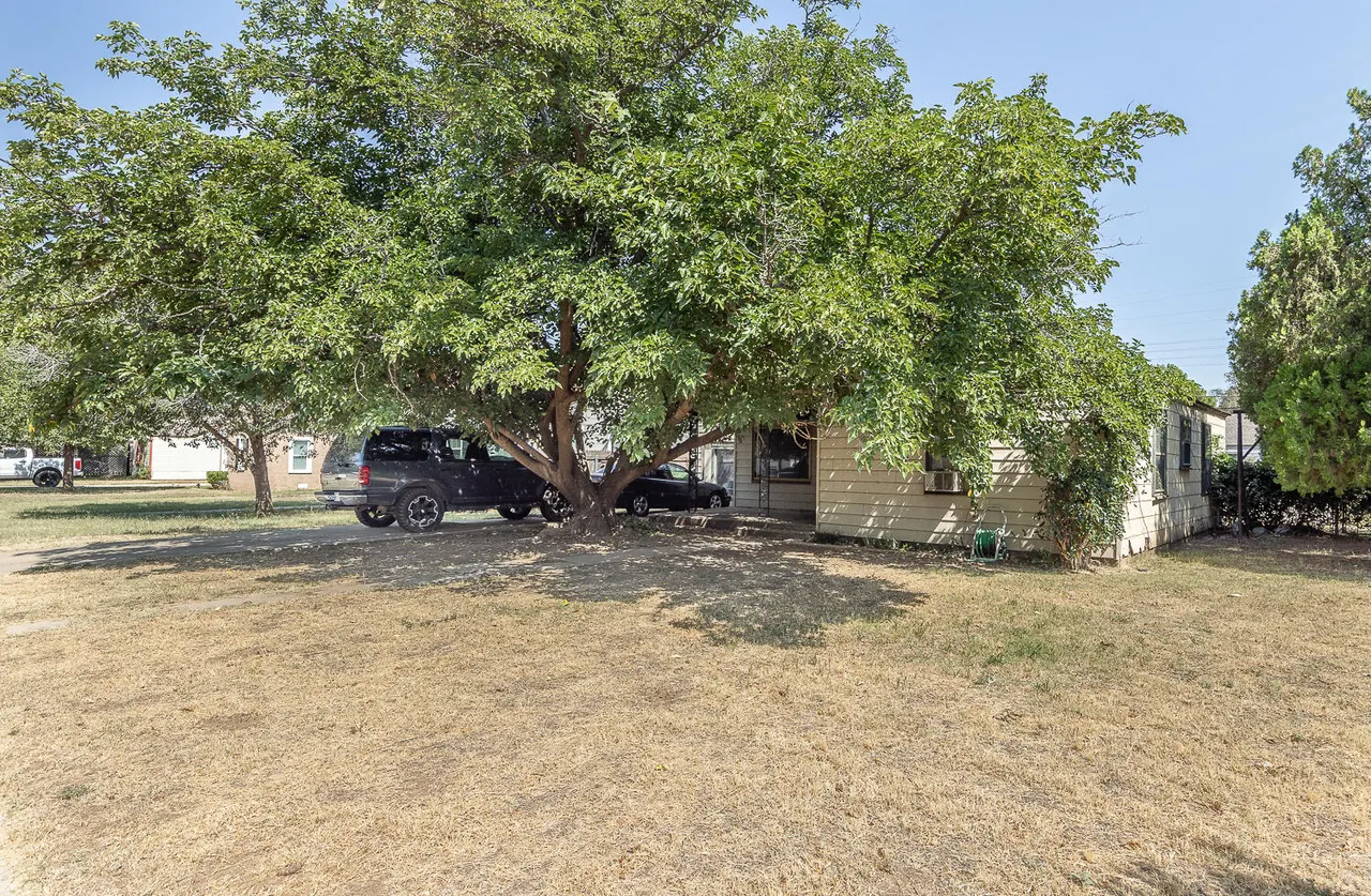 Photo 4 — 2606 28th Street, Lubbock, TX 79410