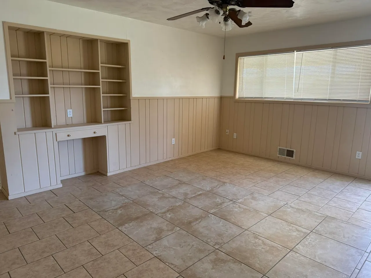 Photo 16 — 1705 Ave H, Petersburg, TX 79250