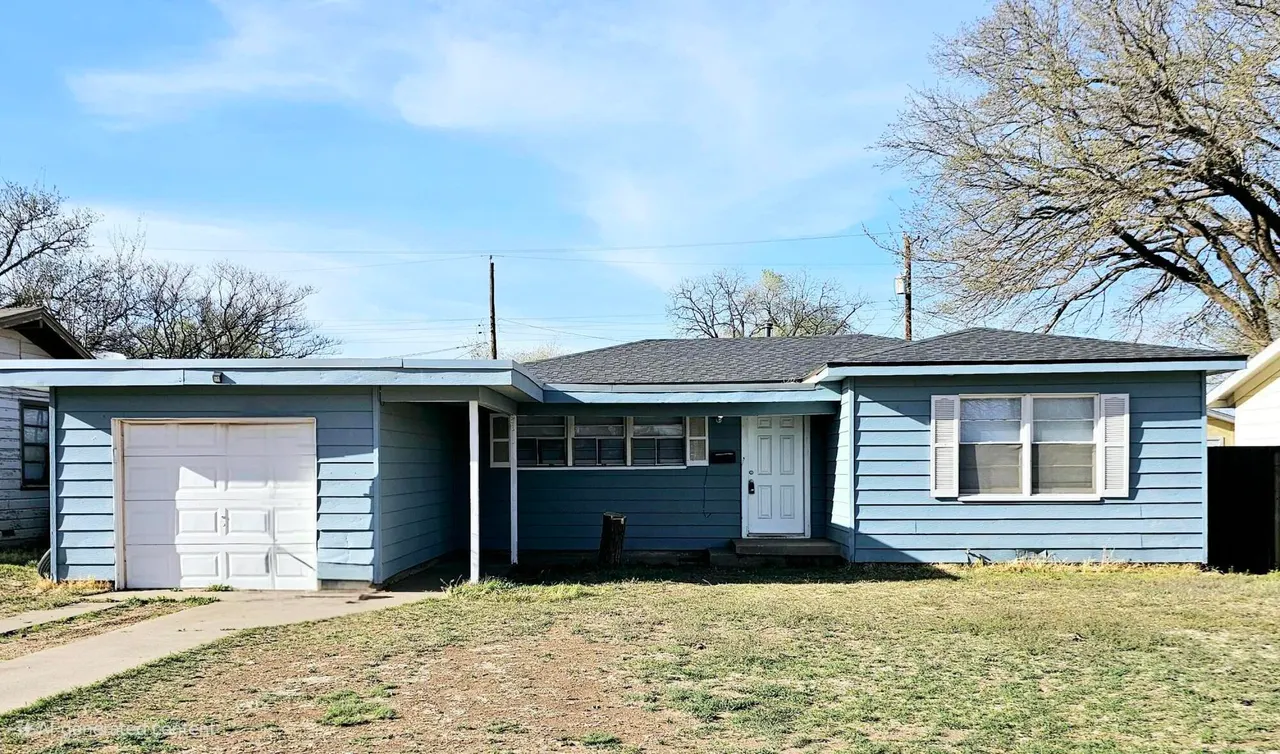 Photo 12 — 3008 45th Street, Lubbock, TX 79413