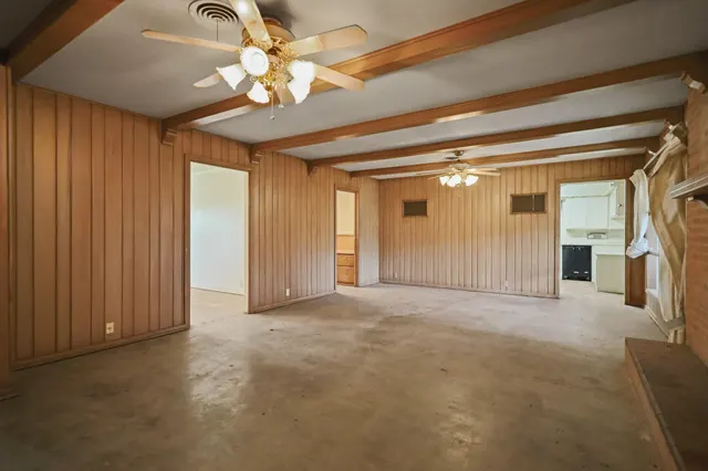 Photo 4 — 2110 56th Street, Lubbock, TX 79412