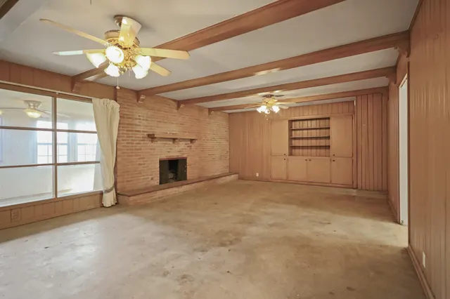 Photo 6 — 2110 56th Street, Lubbock, TX 79412