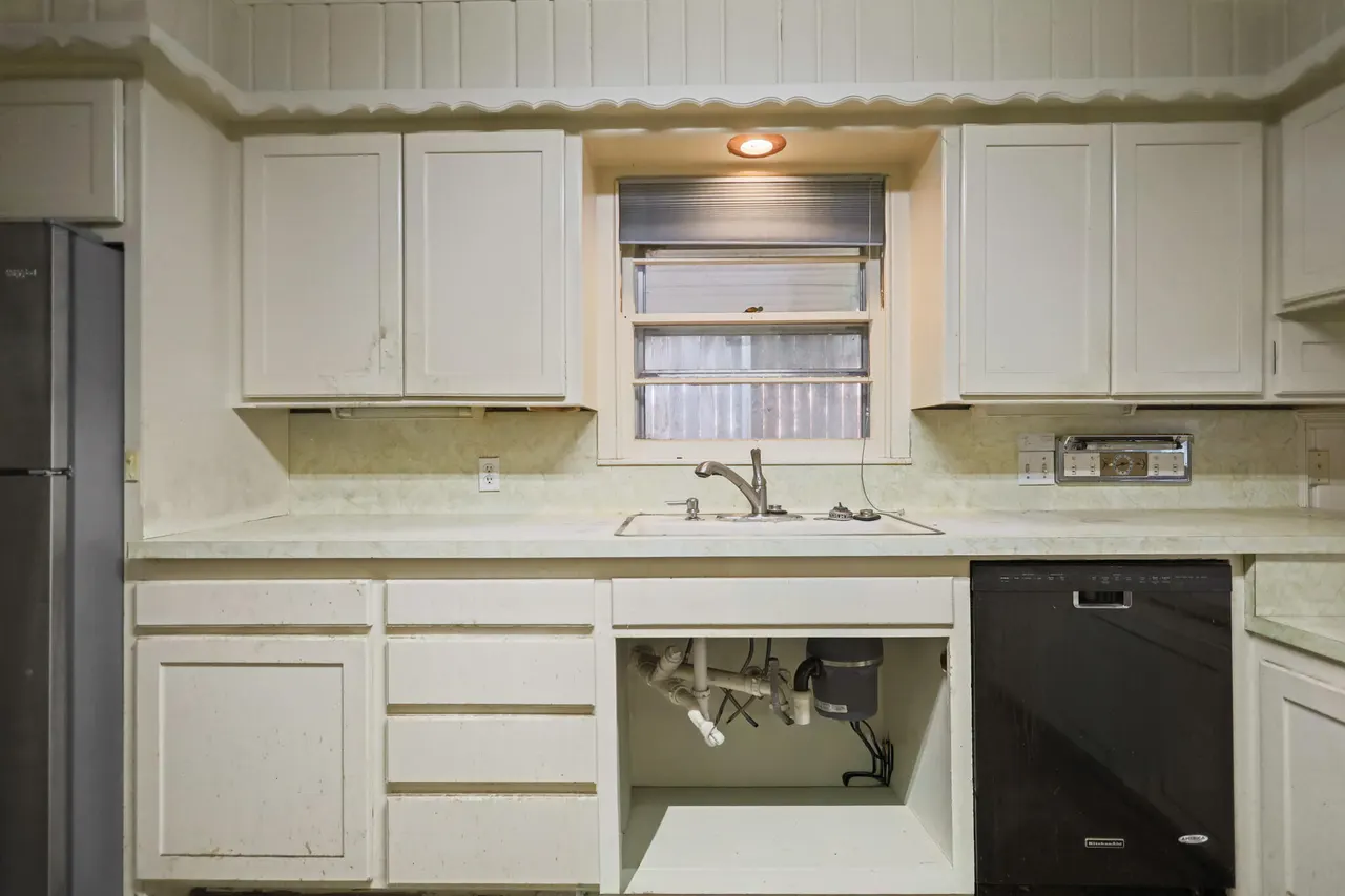 Photo 16 — 2110 56th Street, Lubbock, TX 79412