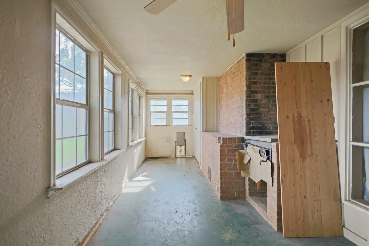 Photo 32 — 2110 56th Street, Lubbock, TX 79412
