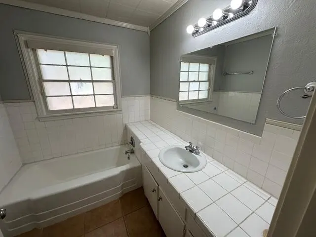 Photo 6 — 2618 27th Street, Lubbock, TX 79410