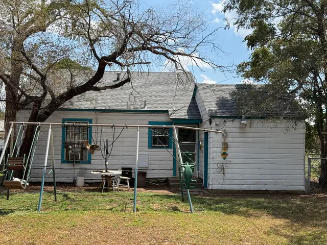 Photo 6 — 1314 26th Street, Lubbock, TX 79411