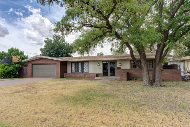 Photo 2 — 3614 45th Street, Lubbock, TX 79413