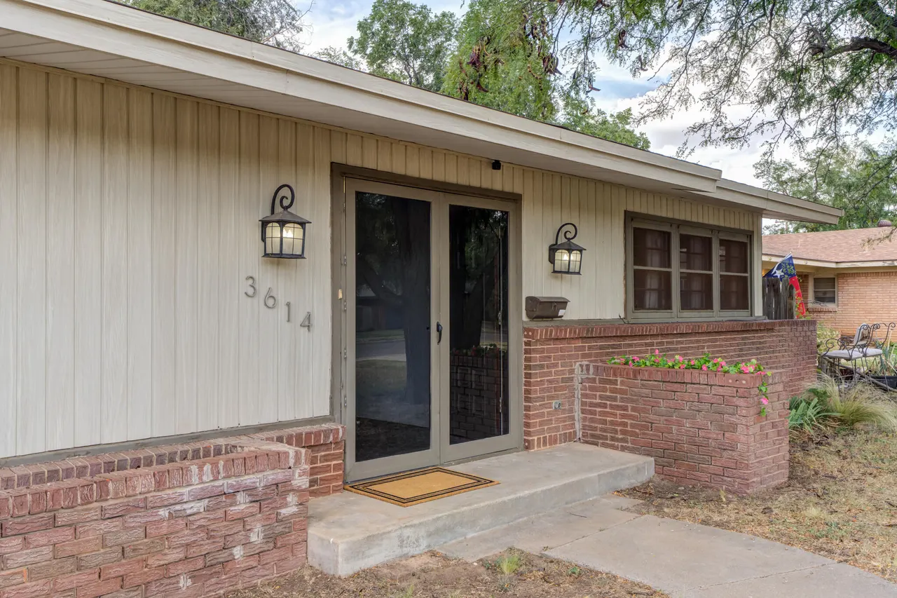 Photo 4 — 3614 45th Street, Lubbock, TX 79413