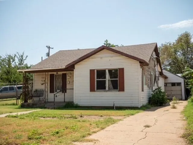 Photo 4 — 1311 31st Street, Lubbock, TX 79411
