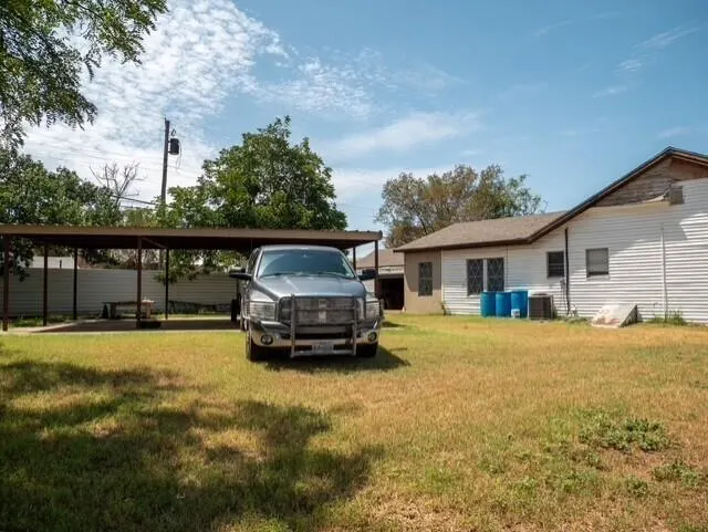 Photo 7 — 1311 31st Street, Lubbock, TX 79411