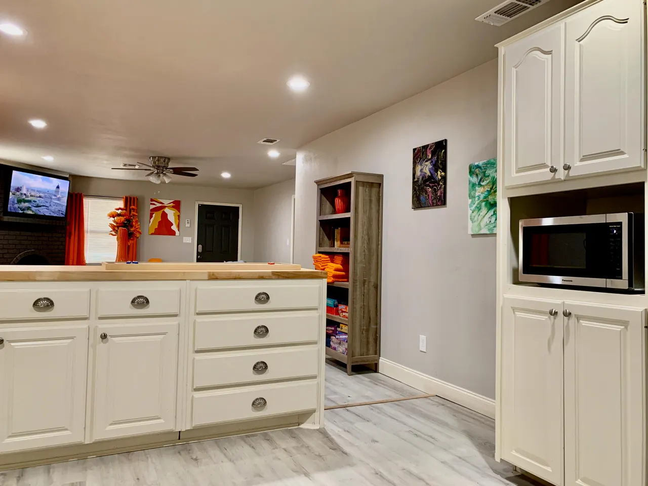 Photo 7 — 2406 Avenue U, Lubbock, TX 79411