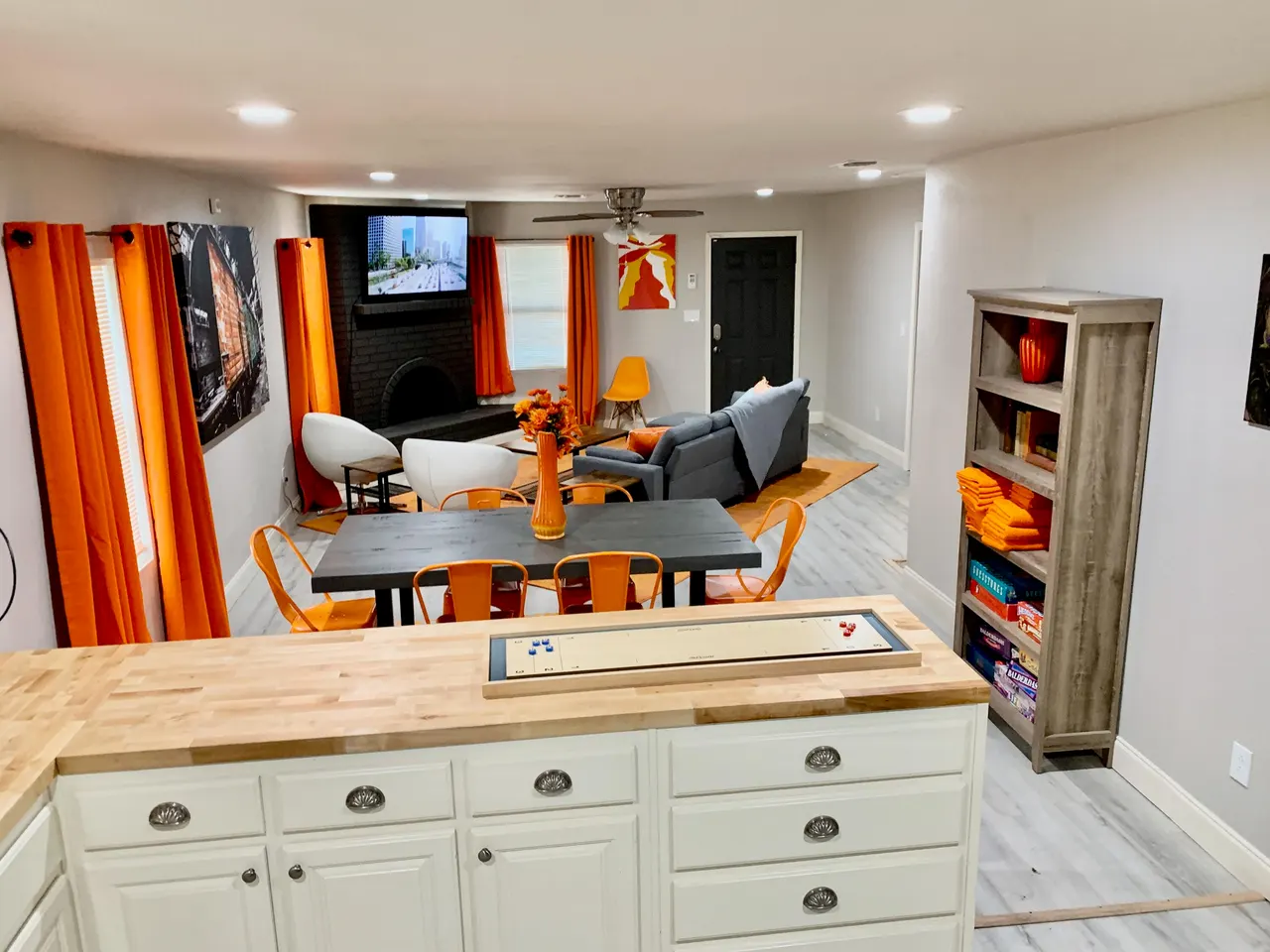 Photo 8 — 2406 Avenue U, Lubbock, TX 79411