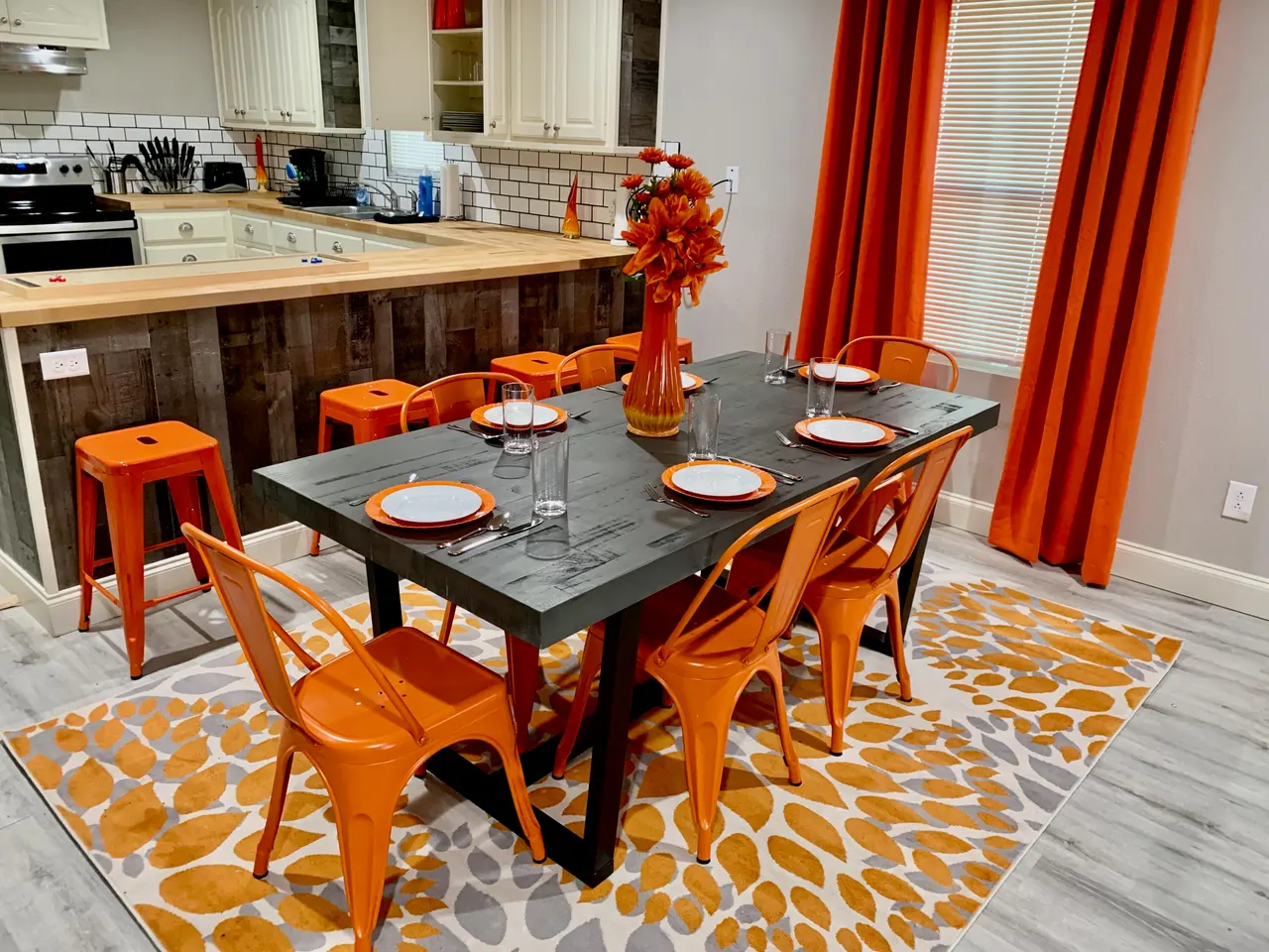 Photo 11 — 2406 Avenue U, Lubbock, TX 79411