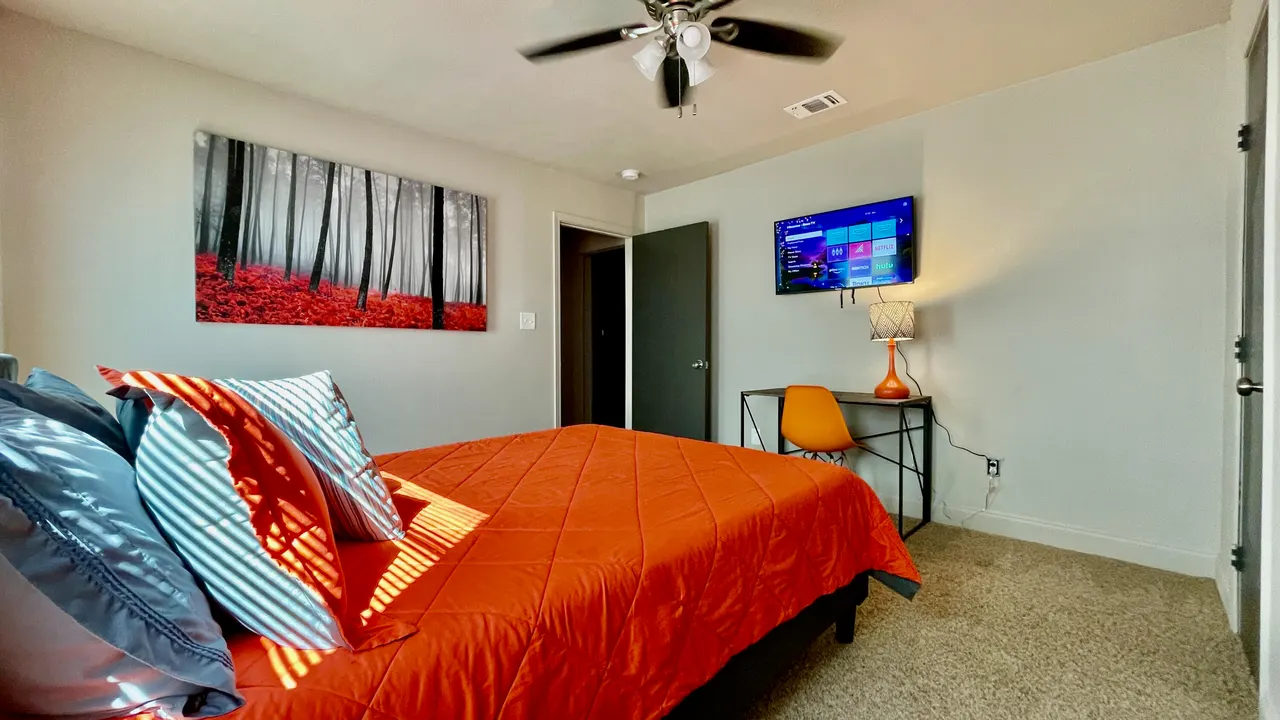 Photo 24 — 2406 Avenue U, Lubbock, TX 79411