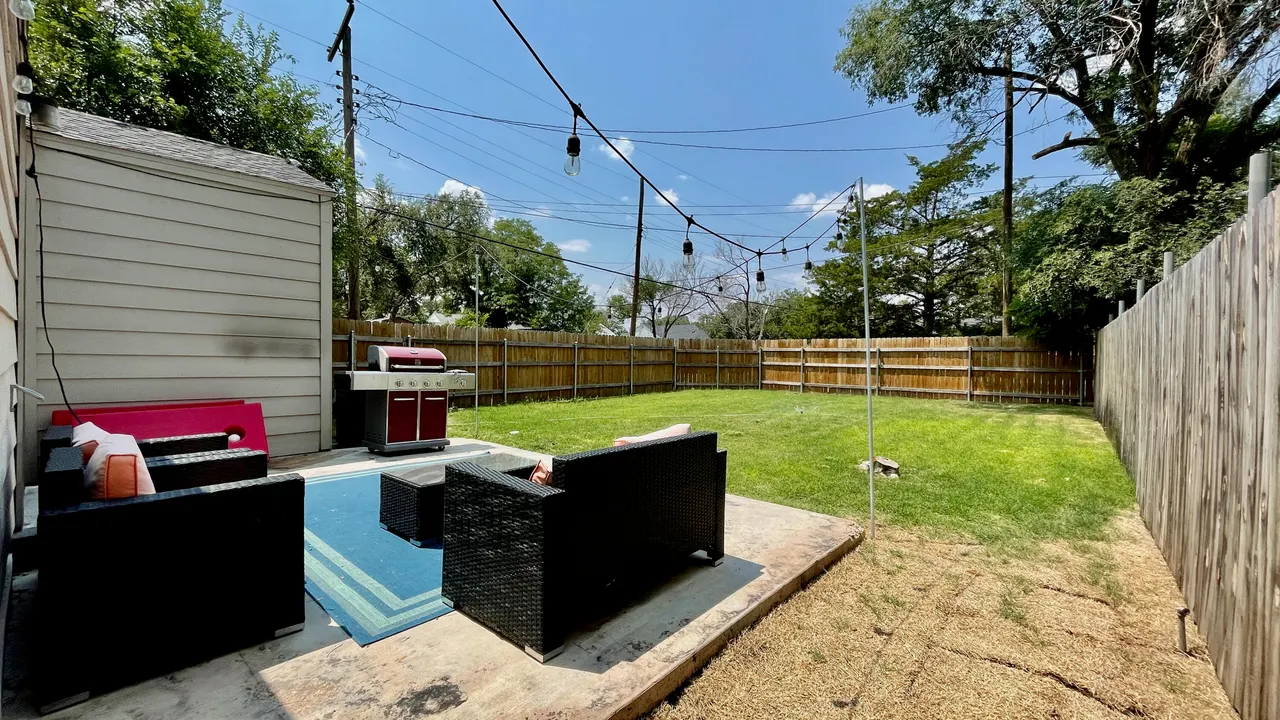 Photo 27 — 2406 Avenue U, Lubbock, TX 79411