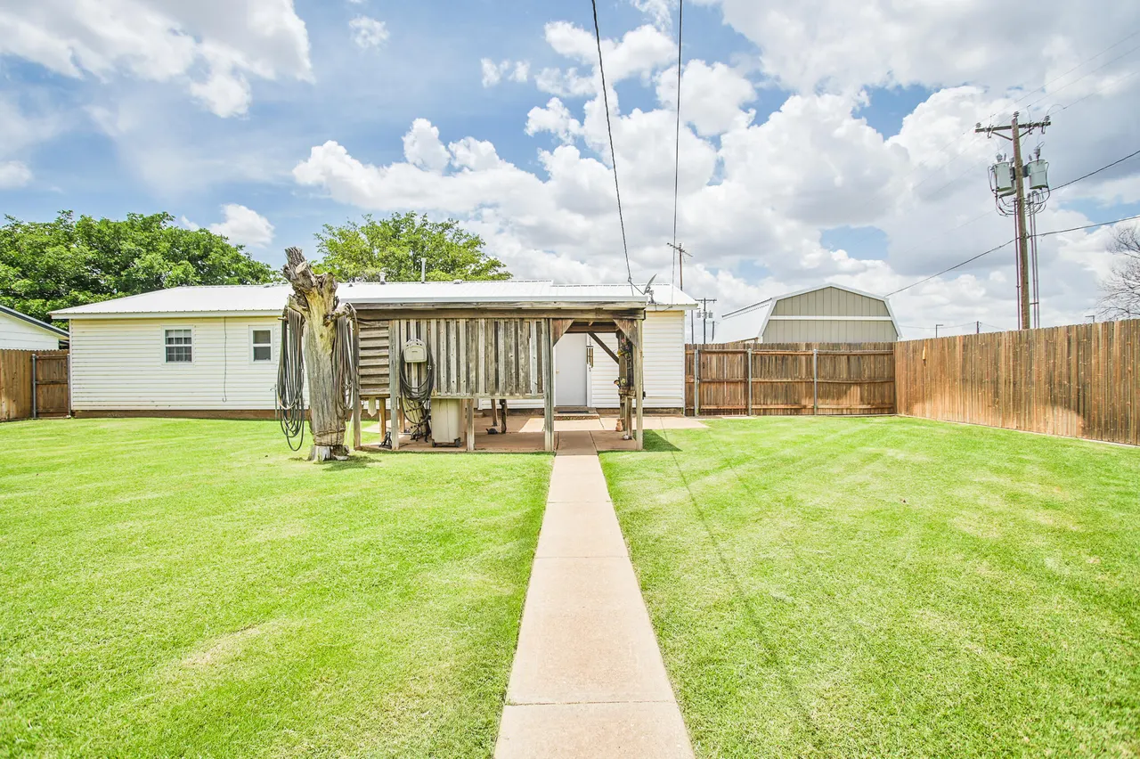 Photo 40 — 720 S 23rd Street, Slaton, TX 79364