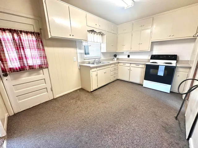 Photo 5 — 3612 36th Street, Lubbock, TX 79413