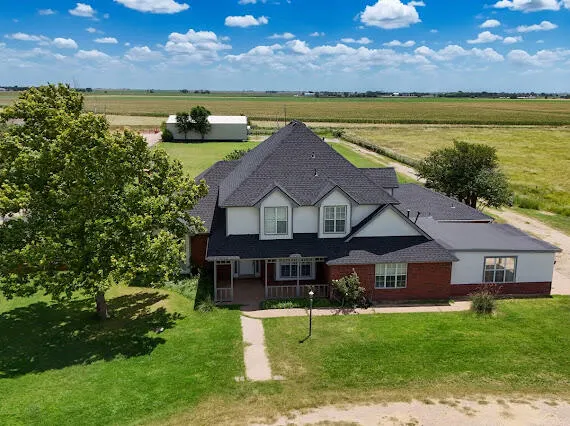 Photo 4 — 7602 County Rd 3300, Idalou, TX 79329