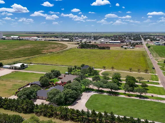 Photo 5 — 7602 County Rd 3300, Idalou, TX 79329