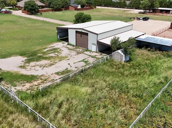Photo 11 — 7602 County Rd 3300, Idalou, TX 79329