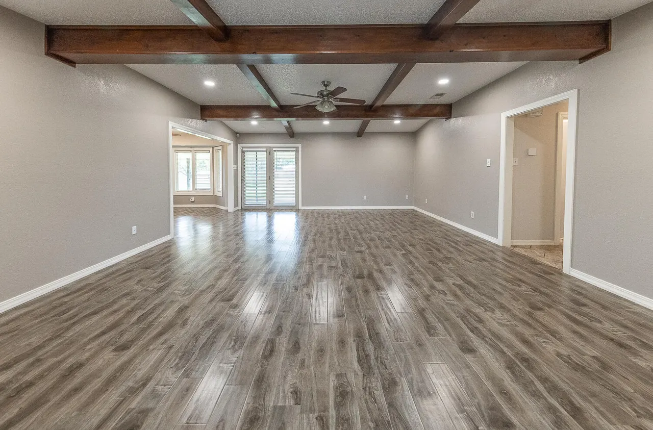 Photo 4 — 2605 N Cypress Road, Lubbock, TX 79403