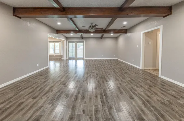 Photo 4 — 2605 N Cypress Road, Lubbock, TX 79403
