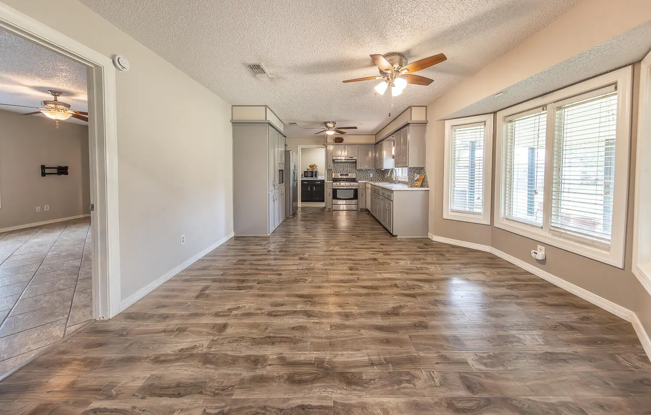 Photo 8 — 2605 N Cypress Road, Lubbock, TX 79403