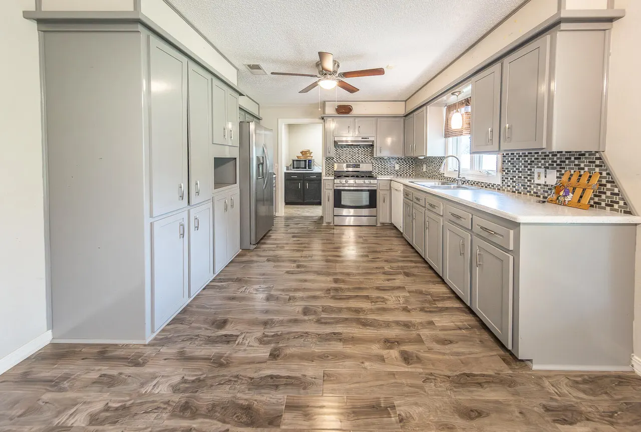 Photo 9 — 2605 N Cypress Road, Lubbock, TX 79403