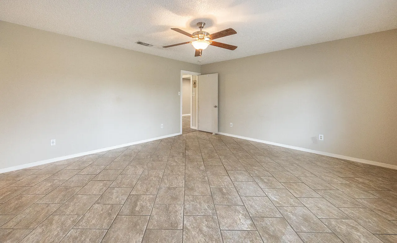 Photo 12 — 2605 N Cypress Road, Lubbock, TX 79403