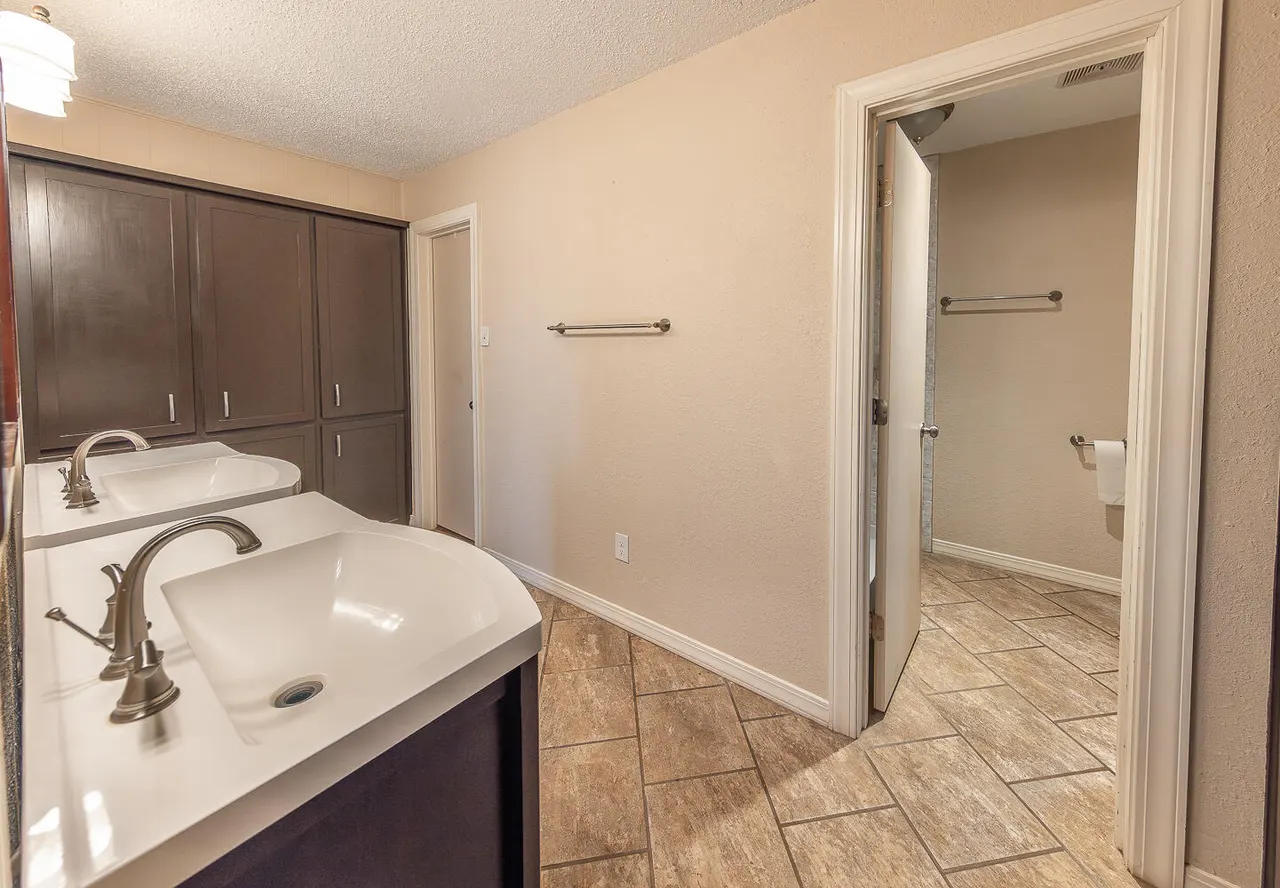 Photo 13 — 2605 N Cypress Road, Lubbock, TX 79403