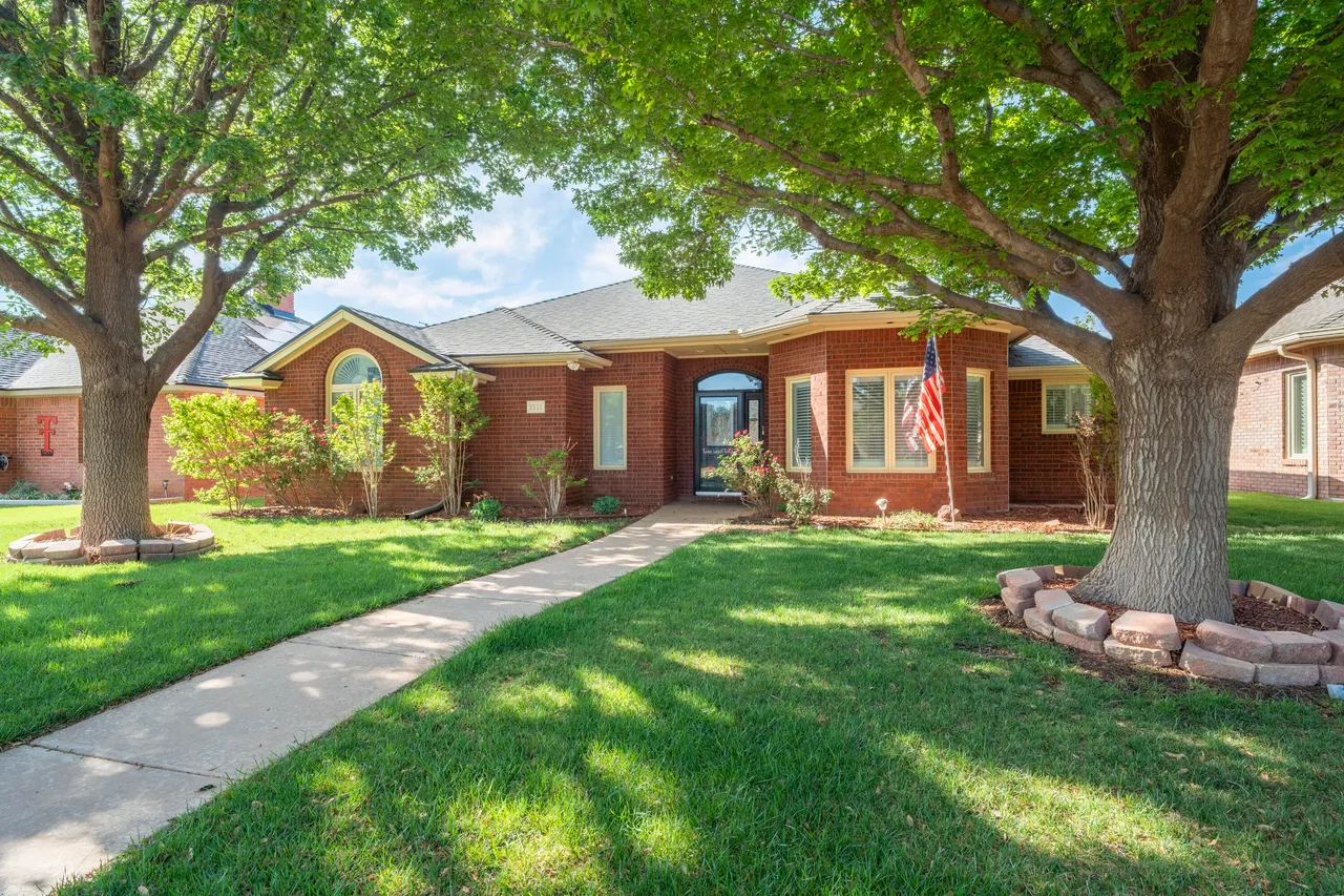 Photo 14 — 3511 105th Street, Lubbock, TX 79423