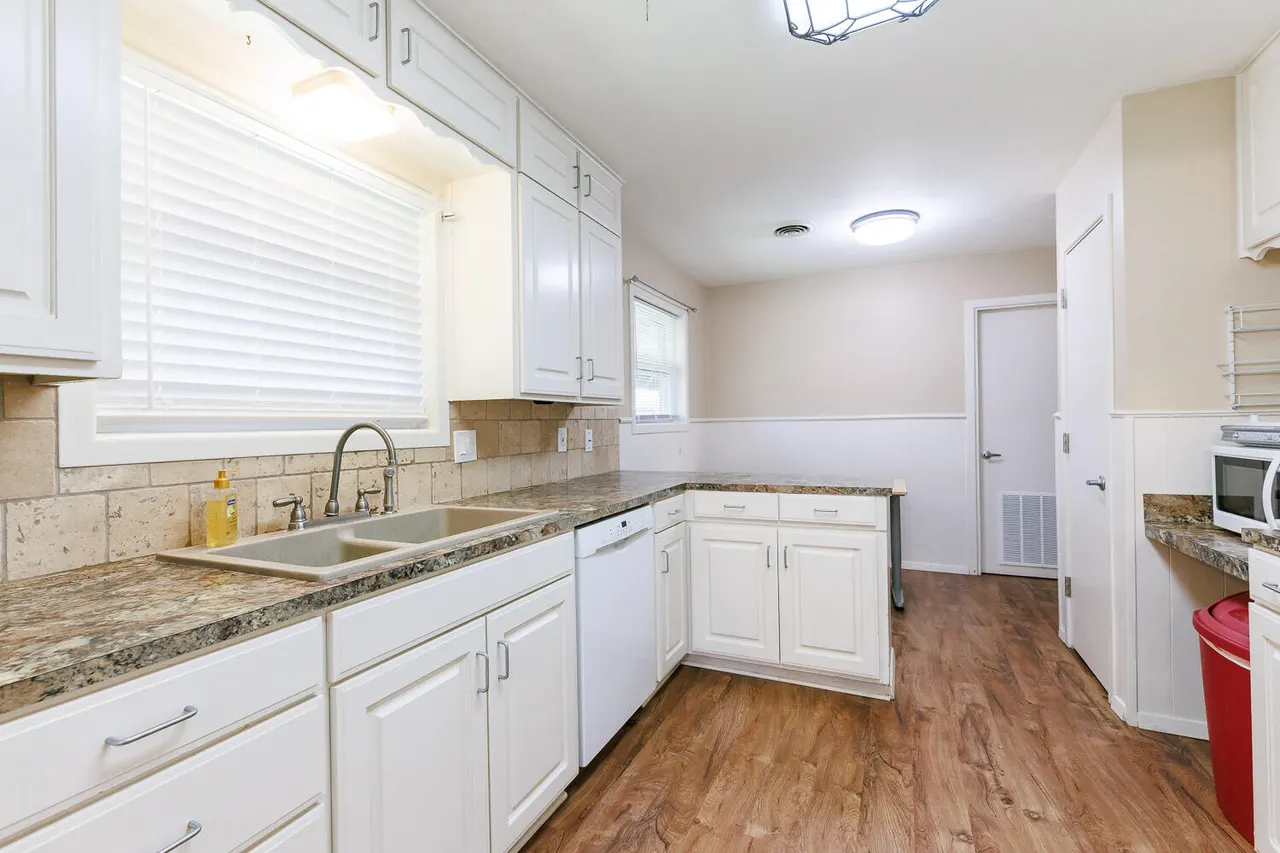 Photo 13 — 3816 53rd Street, Lubbock, TX 79413