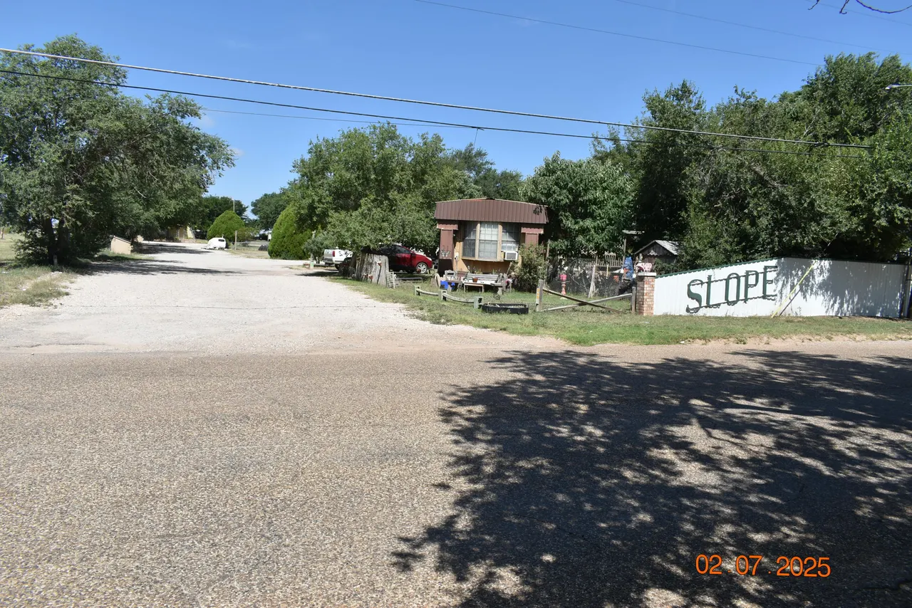 Photo 11 — 100 N Sunset Avenue, Littlefield, TX 79339