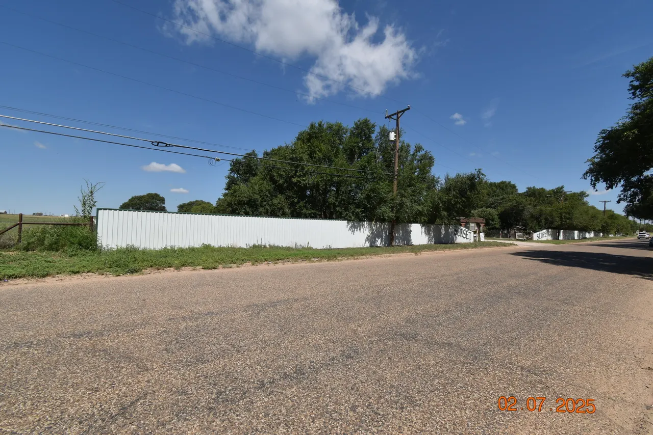 Photo 22 — 100 N Sunset Avenue, Littlefield, TX 79339