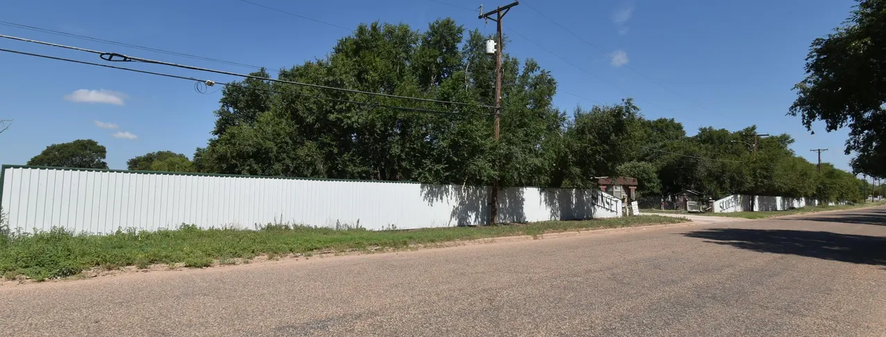 Photo 2 — 100 N Sunset Avenue, Littlefield, TX 79339