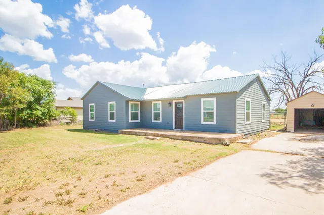 Front exterior — 117 77th Street, Lubbock, TX 79404