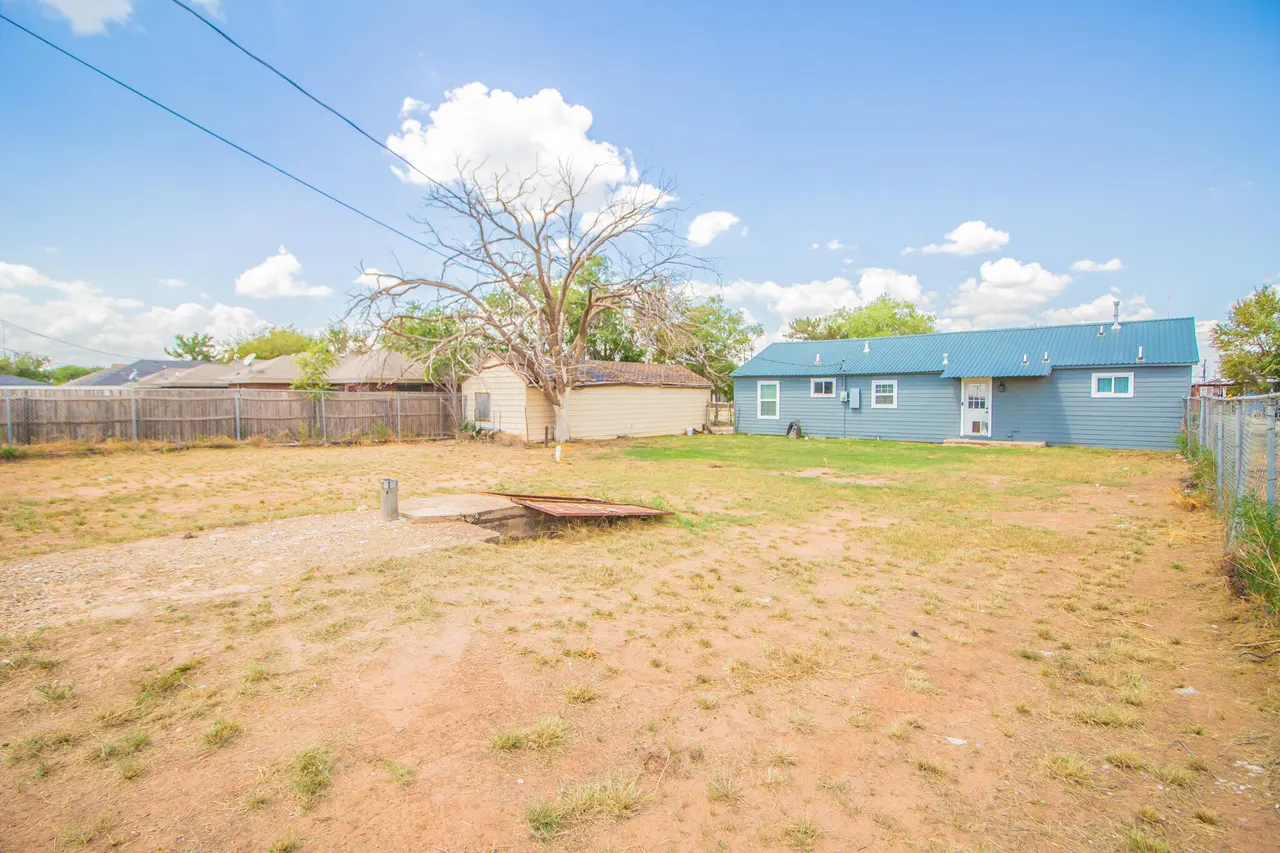 Photo 20 — 117 77th Street, Lubbock, TX 79404