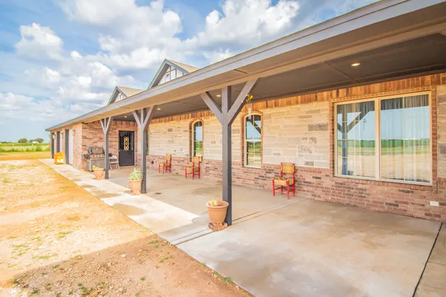 Photo 3 — 7710 County Rd 5800, Shallowater, TX 79363