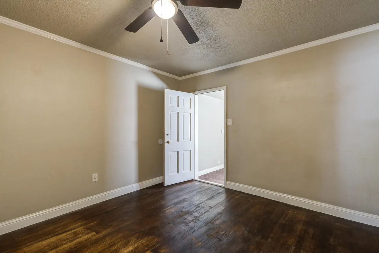 Photo 30 — 2111 29th Street, Lubbock, TX 79411