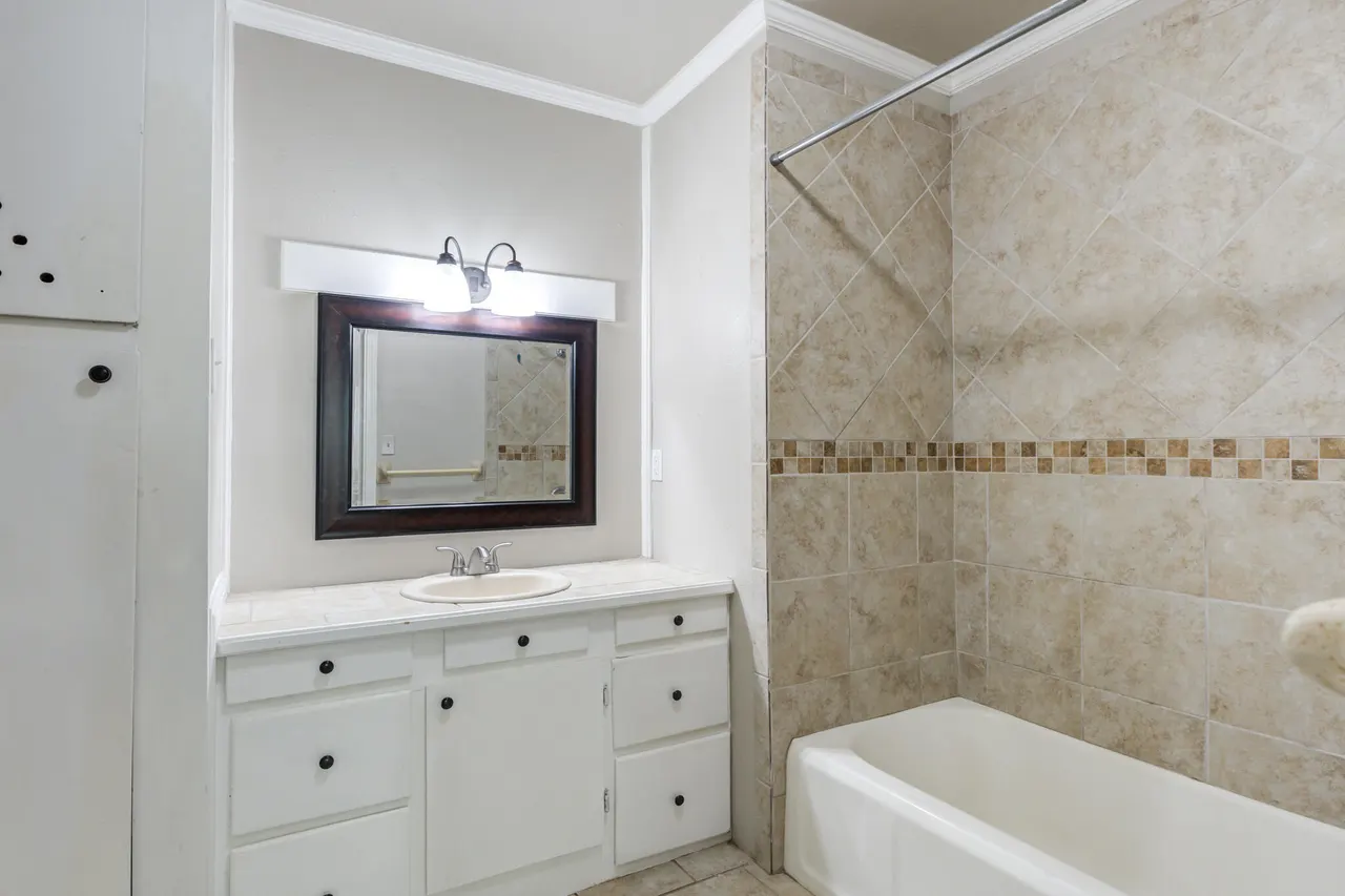 Photo 33 — 2111 29th Street, Lubbock, TX 79411
