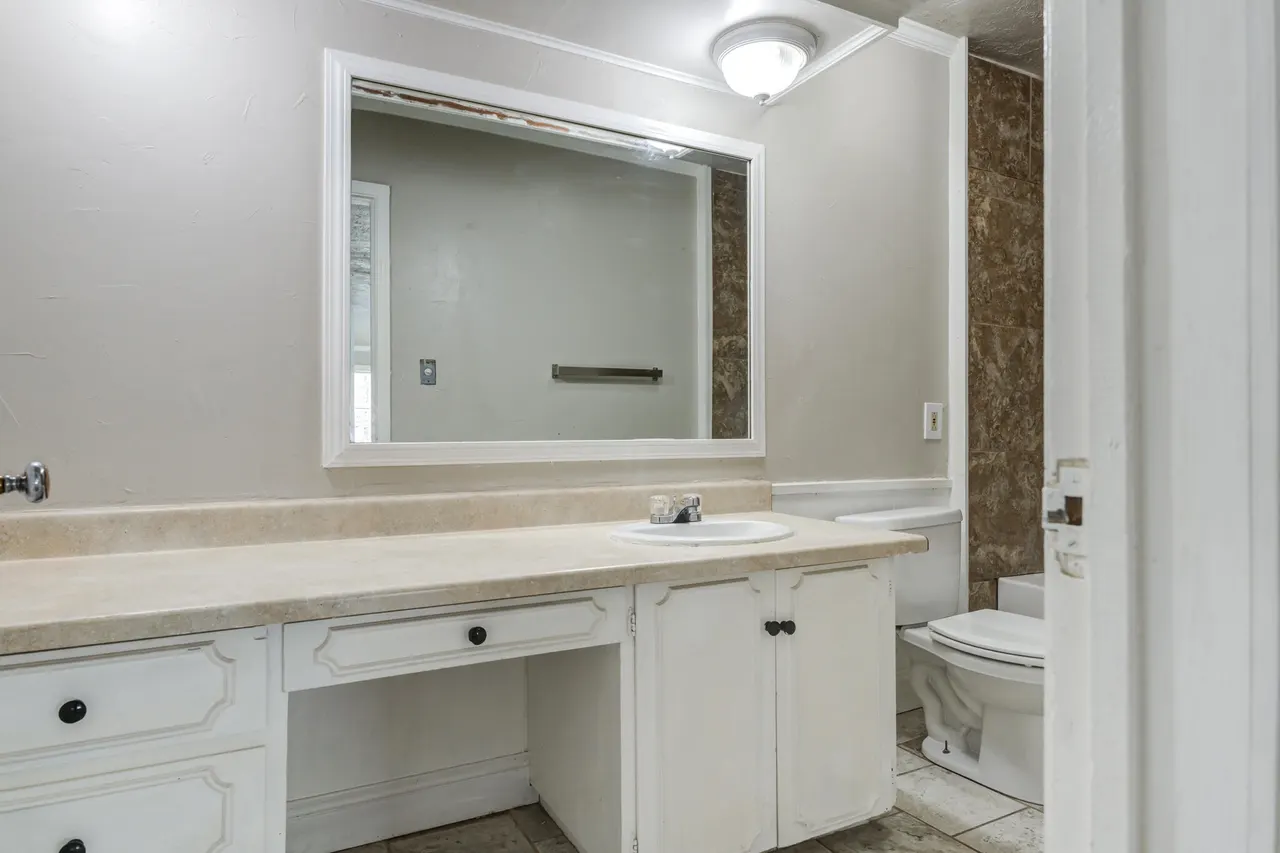 Photo 38 — 2111 29th Street, Lubbock, TX 79411