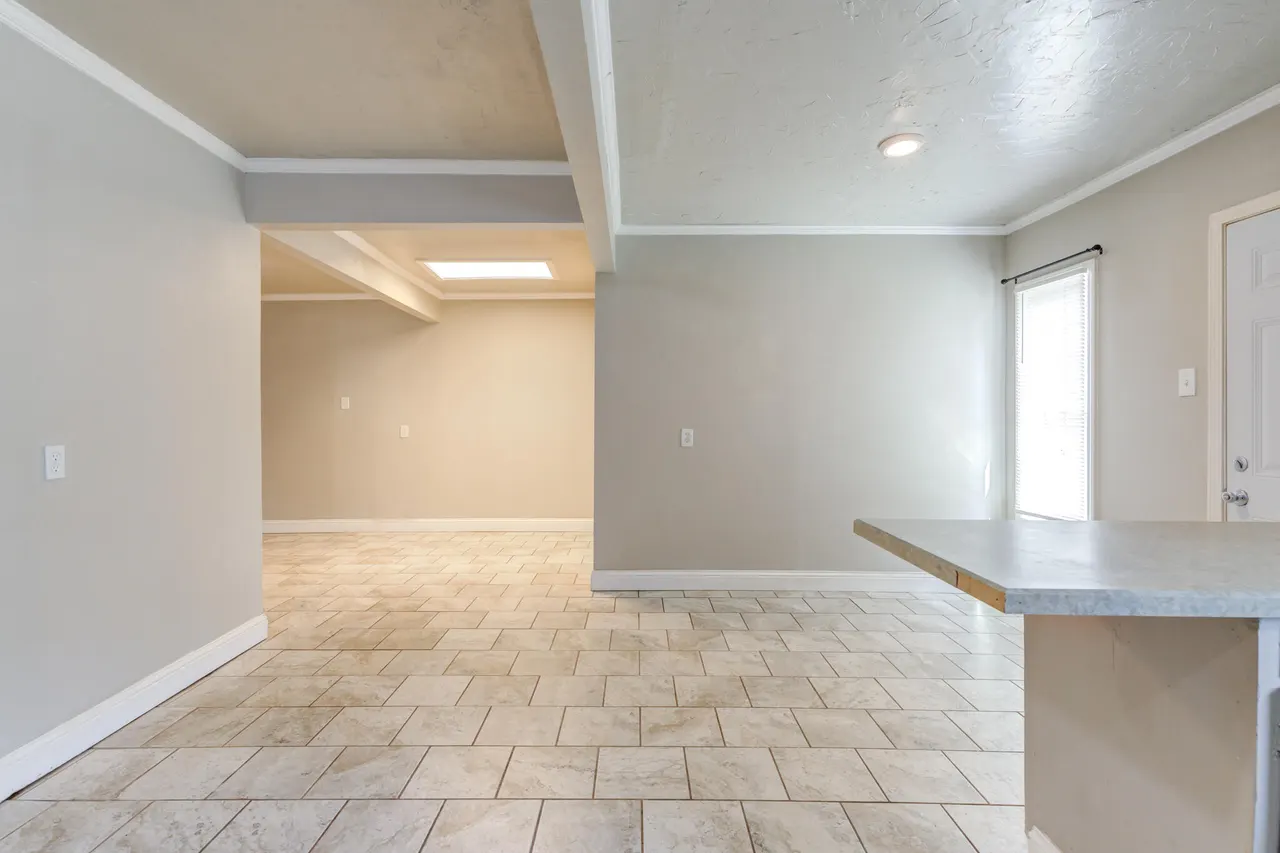 Photo 19 — 2111 29th Street, Lubbock, TX 79411