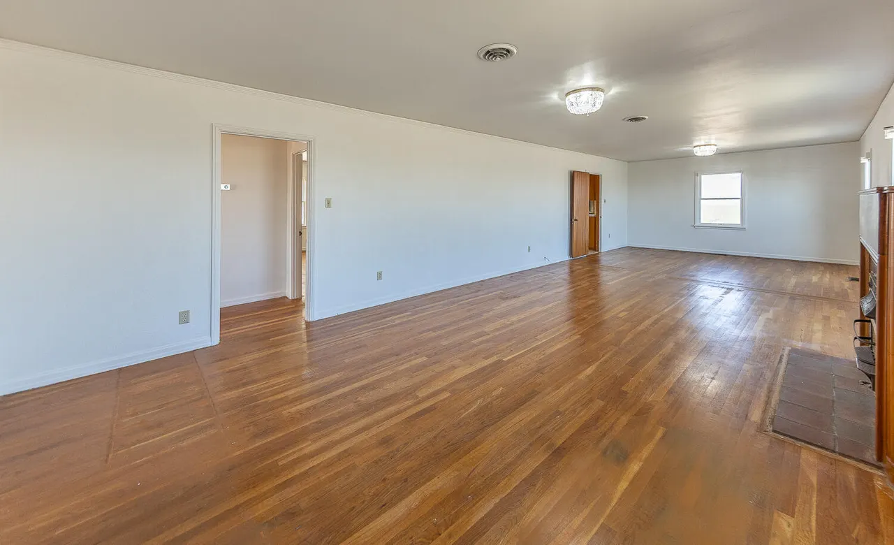 Photo 6 — 6902 N F M 2528, Lubbock, TX 79415