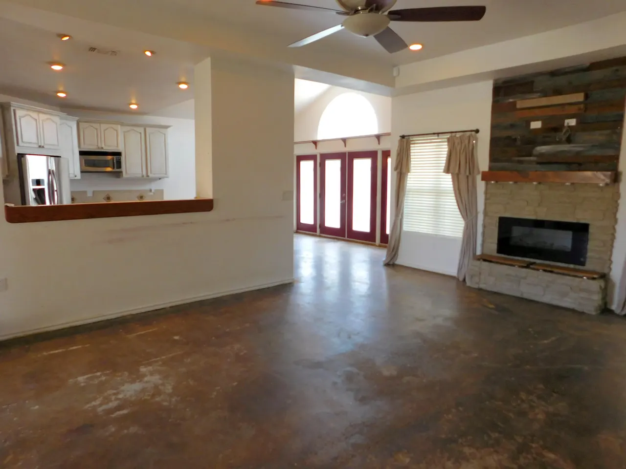 Photo 5 — 1107 W Ave J, Muleshoe, TX 79347