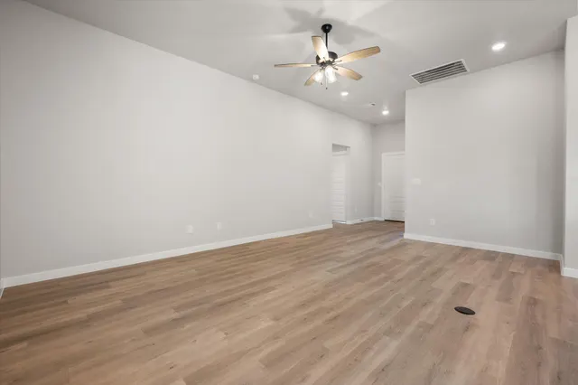 Photo 6 — 301 E 24th Street, Wolfforth, TX 79382
