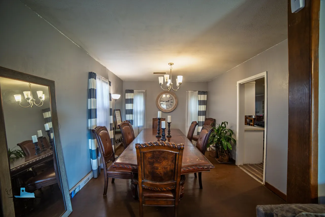 Photo 7 — 724 W Broadway Avenue, Tulia, TX 79088