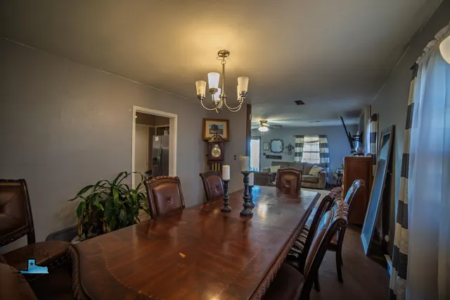 Photo 8 — 724 W Broadway Avenue, Tulia, TX 79088