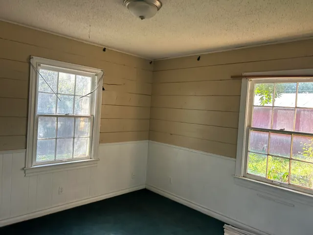 Photo 5 — 2011 31st Street, Lubbock, TX 79411